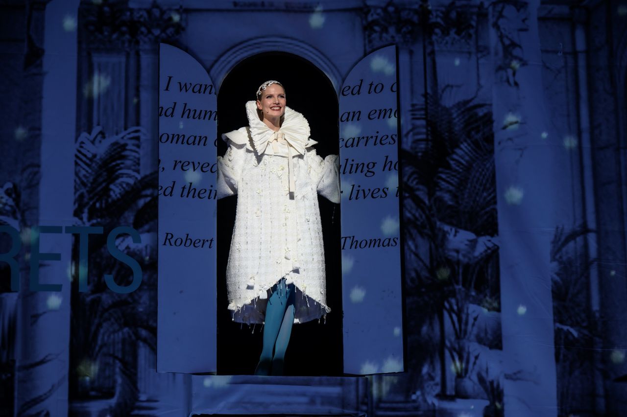 8 разгневанных женщин